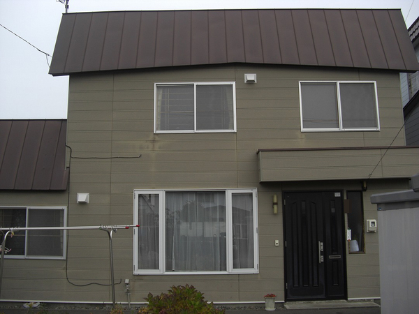 旭川市Ｔ様　屋根塗装の事例紹介のサムネイル