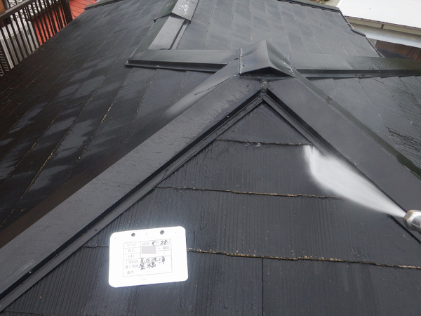 橋本市Ｓ様　屋根塗装の事例紹介のサムネイル