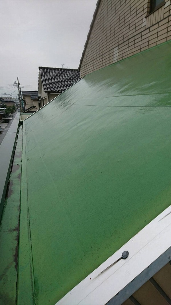 松山市Ｆ様　屋根塗装の事例紹介のサムネイル
