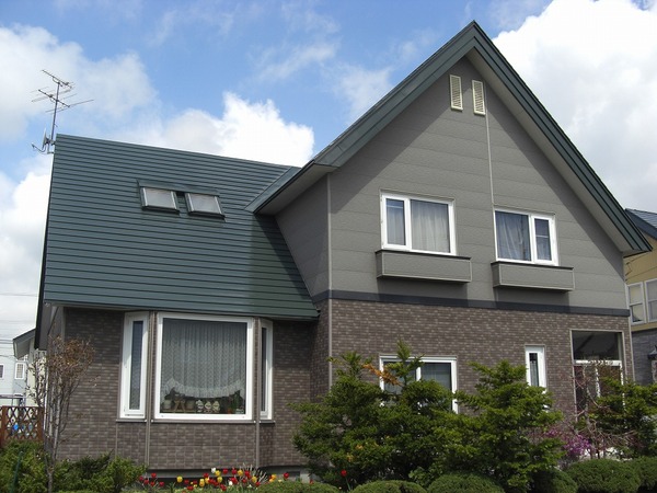 上川郡比布町Ｈ様　屋根塗装の事例紹介のサムネイル
