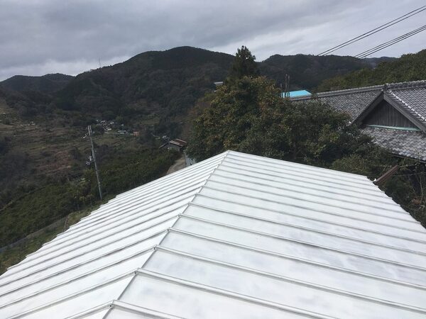 阪南市Ｎ様　屋根塗装の事例紹介のサムネイル