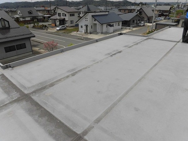 東置賜郡川西町Ｋ様　屋根塗装の事例紹介のサムネイル